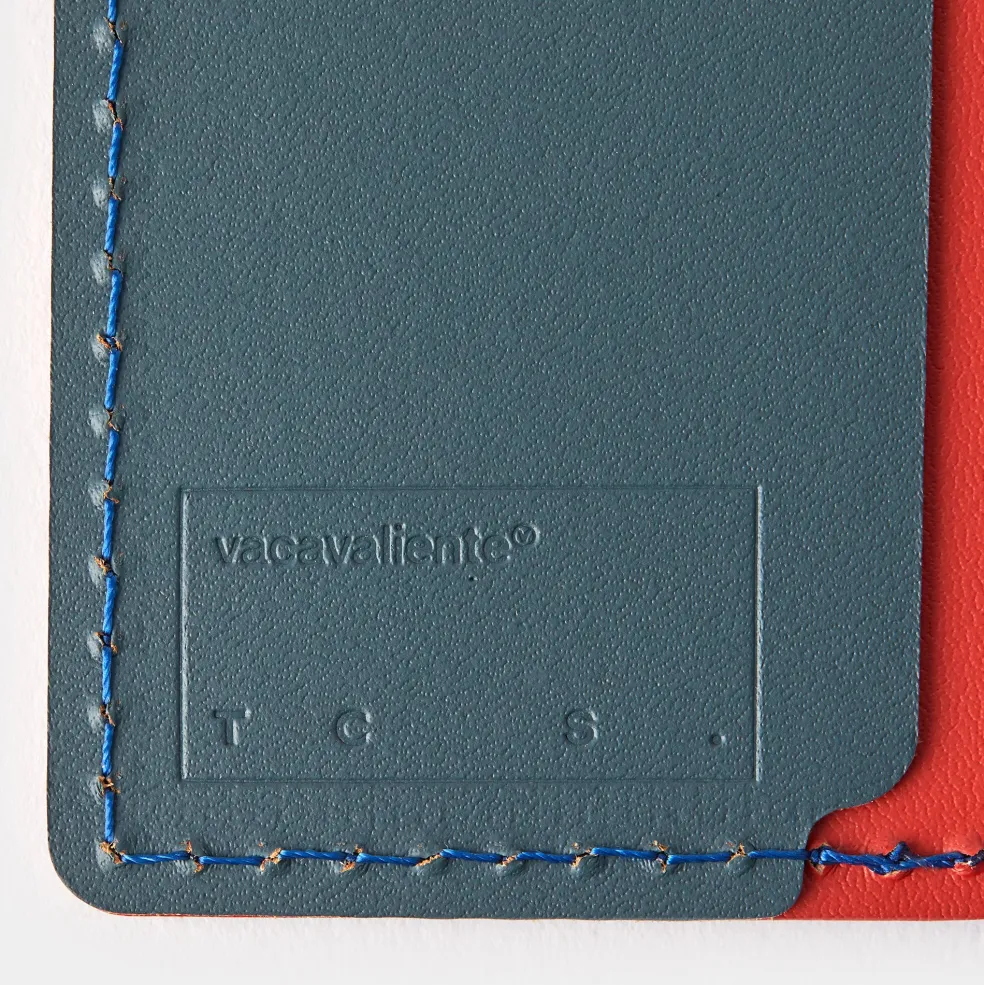 Outlet Cuero Double Card Holder Blue, Red & Petrol Gifts Under £50