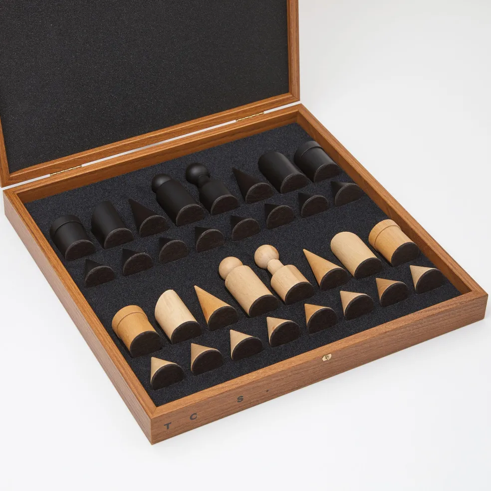 Discount Milos Chess Set Black & White Luxury Gifts | Games & Entertaining